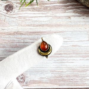 Small brass pendant with gemstone, charm for macrame