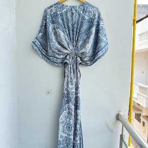 Vintage Kasturi Silk Kaftan Dress, Blue White Paisley Silk Caftan, Recycled Sari Kaftan for Women, Boho Luxury Lounge Wear, Handmade Maxi image 2