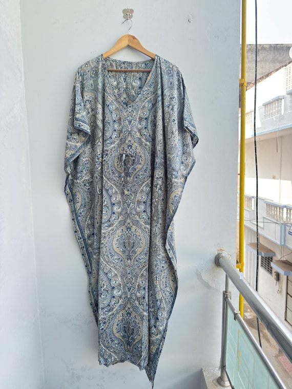 Vintage Kasturi Silk Kaftan Dress, Blue Grey Paisley Silk Caftan, Recycled Sari Kaftan for Women, Boho Luxury Lounge Wear, Handmade Maxi