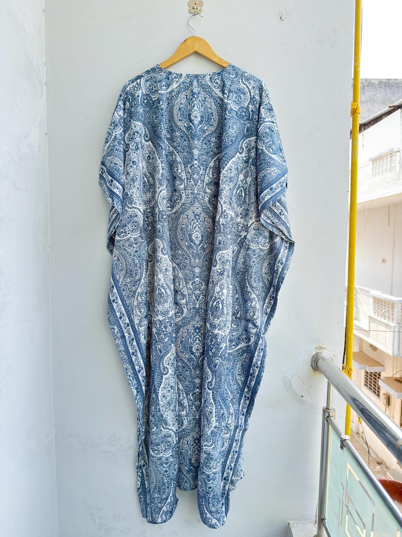 Vintage Kasturi Silk Kaftan Dress, Blue White Paisley Silk Caftan, Recycled Sari Kaftan for Women, Boho Luxury Lounge Wear, Handmade Maxi image 3