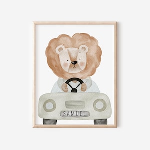 Poster A4 A3 Kinderzimmer Löwe im Auto Poster personalisierbar mit Namen Kinderposter Tierposter Babyzimmer Geschenk für Kinder