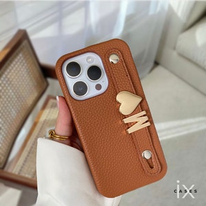Personalisierte iPhone Hülle mit Gurt für iPhone 16 Pro 15 Pro Max 14 13 12, Vegan Leder Handyhülle, individuelles Geschenk für Sie, Handyhülle