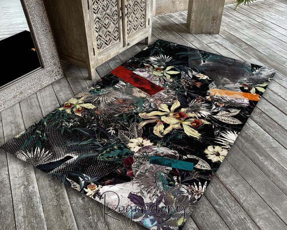 Retro Style Floral Rug, Abstract Carpet, Living Room Mat, Leaf Decor, Flowers Rug