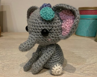 Gray crochet elephant comforter - amigurumi elephant