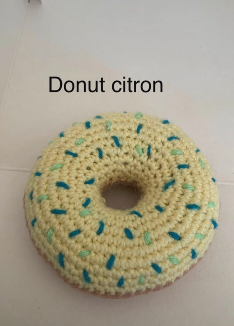 Pastry 6 Donuts crocheted dinette image 2