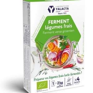 May include: A white rectangular box of Laboratoire Yalacta Ferment légumes frais containing 4 sachets for lacto-fermenting vegetables. The packaging features a green hexagon, a glass jar filled with sliced carrots and onions, and text indicating 1 sachet equals 2kg of vegetables.