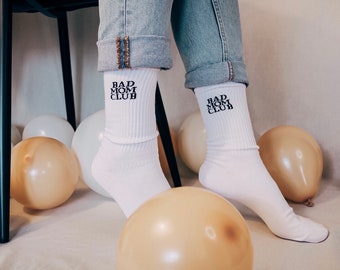 BAD MOM CLUB- Mama Socken, Partnerlook Socken für die Familie - 100% Baumwolle - Statement Socken, Geschenk Ideen