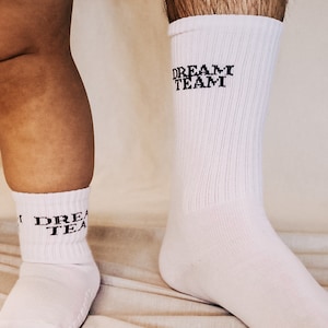 DREAM TEAM Statmentsocken für die ganze Familie Partnerlook Socken Geschenk Idee 100% Baumwolle Bild 2