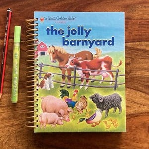 The Jolly Barnyard Little Golden Book Journal, cuaderno espiral reutilizado hecho a mano para escribir y dibujar, regalo creativo retro único