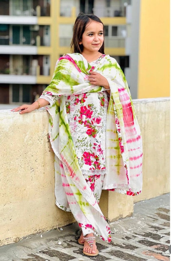 FAB QUEENS Women's Ragular Fit Printed Rayon Anarkali Kurta With Dhoti Pant  Set For Women Patiala Salwar Suits Stylish : Amazon.in: Fashion