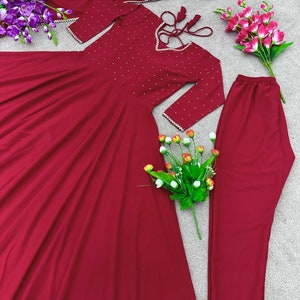 Faalsa Georgette Noodle Sleeves Full flair Anarkali Gown with Neck lace stole