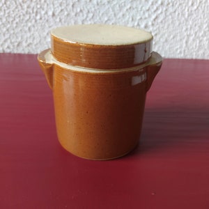 Small antique glazed stoneware pot