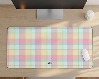 Alfombrilla de escritorio de cuadros vichy personalizada, alfombrilla de ratón con iniciales, regalo para la oficina en tonos pastel