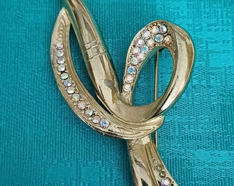 Vintage Brooch Designed by David Grau Luxury