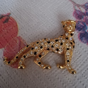 Vintage Brooch Golden Tone Jaguar Puma Leopard with Stones