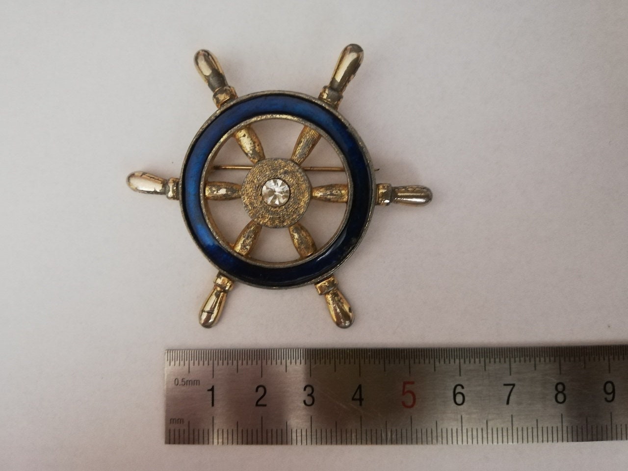 Vintage France Lapel Pin Compagnie•Des•Bateaux•roue Yacht Club