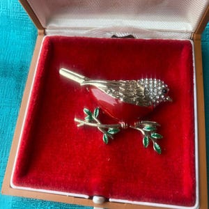 Vintage Brooch Beautifully Crafted Bird on a Branch Red Enamel
