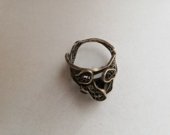 Anello tono argento vintage