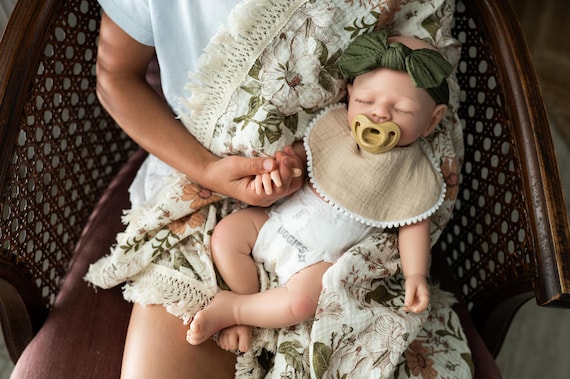 Full Body Silicone Baby Doll Girl: 18" Reborn Presley