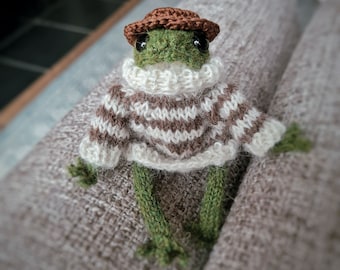 Boater Hat for Mini Frog