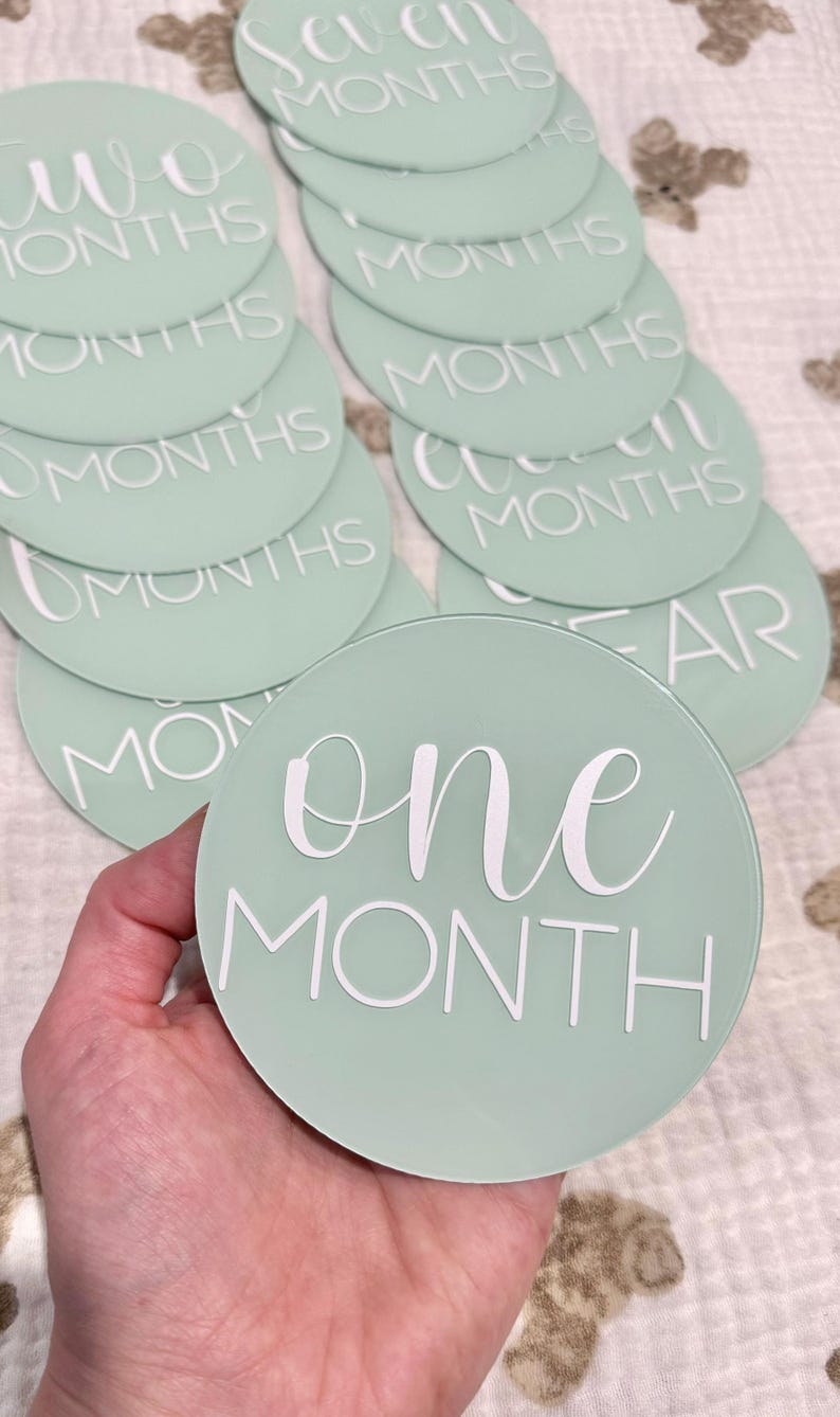 Baby Monthly Milestone Markers Round Acrylic Milestone Discs Acrylic ...