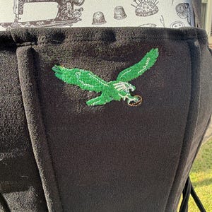 women’s eagles tank top large