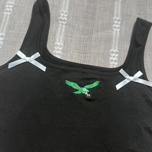 women’s eagles tank top large