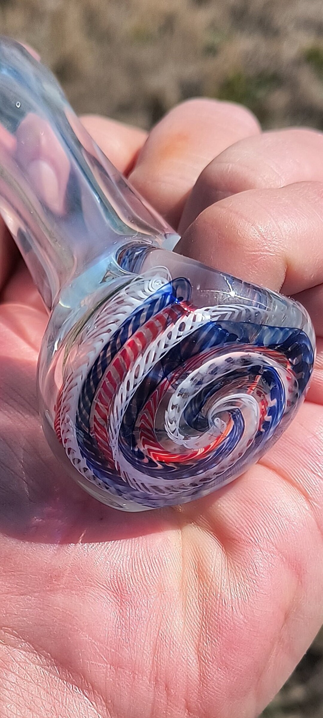 Thick Color Changing Pipe With Ruby Red, Star White and Cobalt Blue