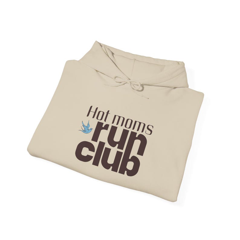 Running Hoodie Hot Moms Run Club Shirt Retro Runner Sweater Marathon Training Gift Fitness Graphic Sweatshirt image 11