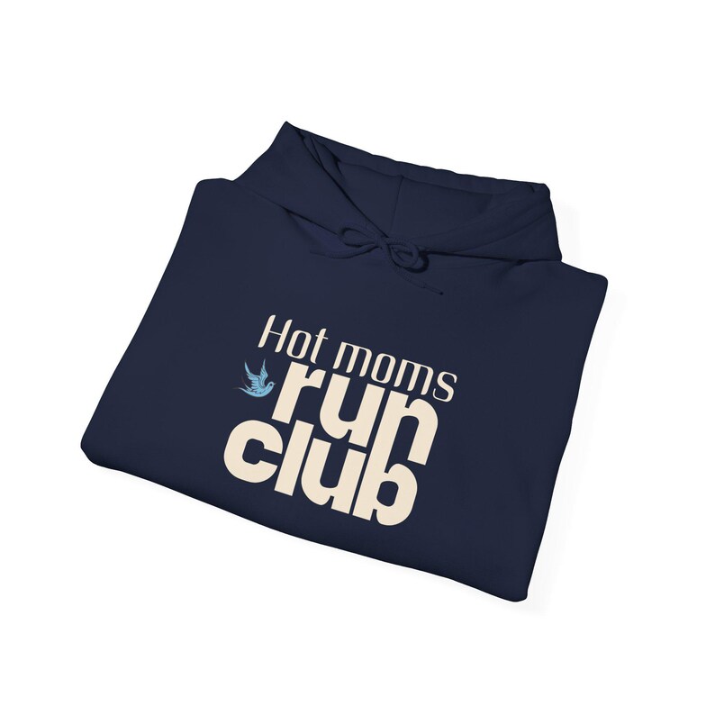 Running Hoodie Hot Moms Run Club Shirt Retro Runner Sweater Marathon Training Gift Fitness Graphic Sweatshirt image 16