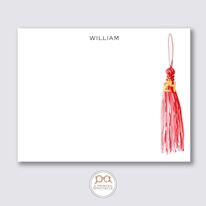 Ensemble de cartes de correspondance personnalisées rouges à pampilles de Diplôme | Papeterie pour l'obtention du diplôme, Remise des diplômes, Papeterie pour enfants, Merci de remise de diplôme, Promotion 2024