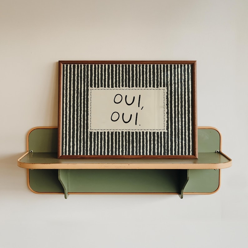 Oui Oui Print – Funny Bathroom Wall Art, Typography Farmhouse Vintage Striped Decor