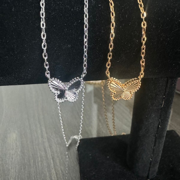 Collier simple papillon rempli d'or avec trèfle Collier de haute qualité 1 trèfle en or 18 carats 17 pouces