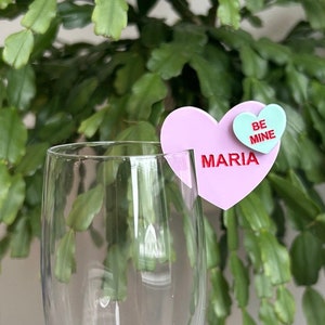 Personalized Valentine's Day Drink Name Tag • Conversation Heart Name Tags • Be Mine Heart Cocktail Charm • Heart Drink Accessories