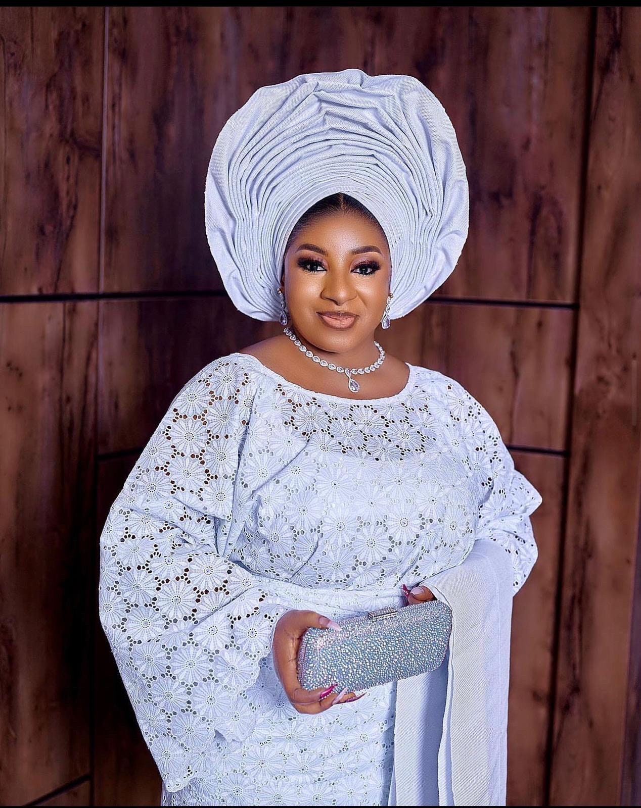 Iro gown online