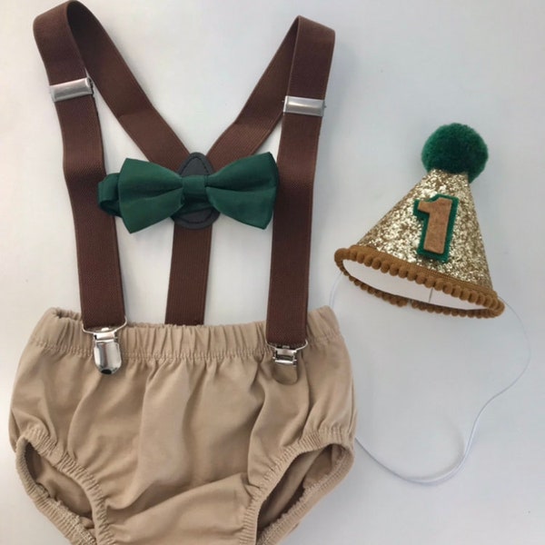 Safari cake smash outfit boy,  first birthday outfit, baby photo prop,  1st birthday hat, diaper cover, bow tie and suspenders