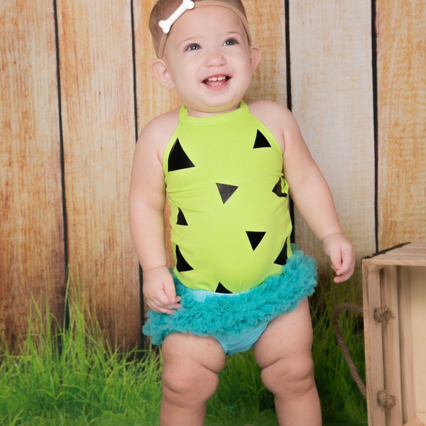 Pebbles Baby Costume, soft and comfortable baby girl costume.Halloween baby of the family costume, baby pebbles birthday outfit.