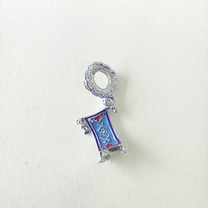 PANDORA アラジンチャーム PANDORA（パンドラ）の「ディズニー アラジン ジーニー＆ランプ