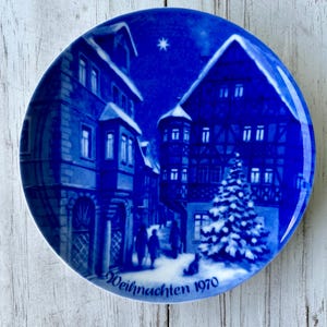 Vintage German Christmas Plate - Weihnachten 1970 - Bernkastel Blue & White