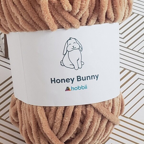 Hobbii Brand Honey Bunny Yarn Nougat Yarn Chenille Bulky Super Bulky Yarn for Baby Clothes Yarn for Blanket Yarn for Amigarumi Yarn Crochet