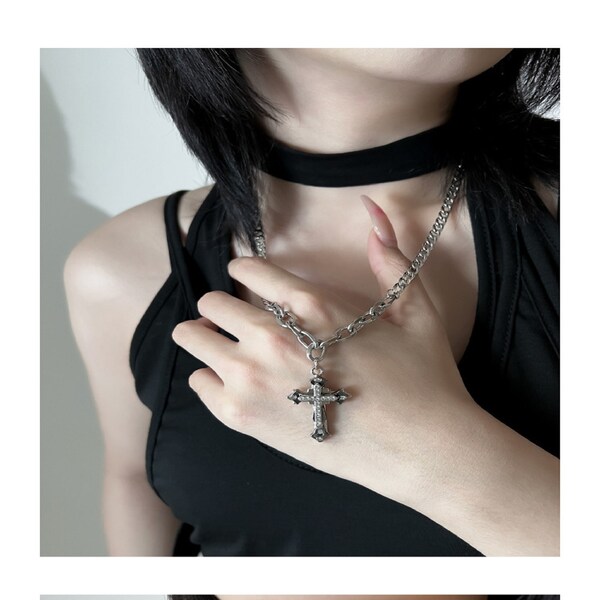 Dark Punk Layered Cross Sweet Cool Beaded Personality Necklace
