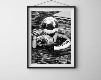 Impressão de festa na piscina com bola de discoteca: preto, branco e prata (download digital)