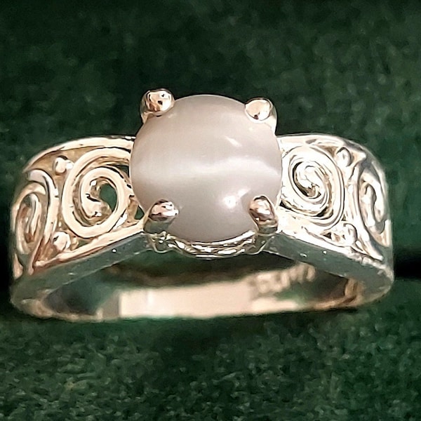 Vintage Round Moonstone Ring 925 Sterling Silver Spirals & Signed