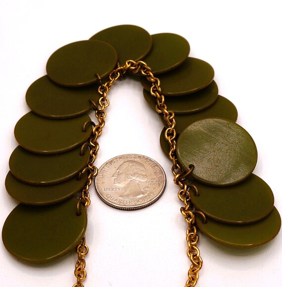 Early Vintage Olive Green Coin Shaped Bakelite Di… - image 8