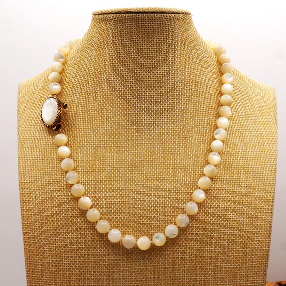 Vintage Mother of Pearl Bead Necklace Removable O… - image 2