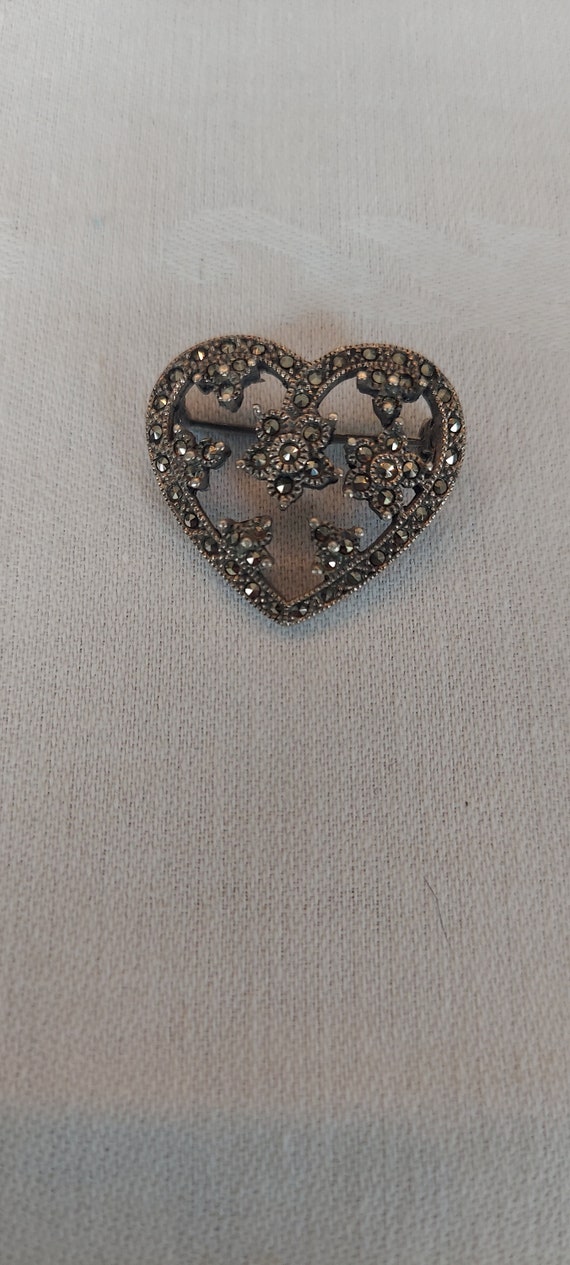 Vintage Marcasite Heart Brooch with Flowers and L… - image 2