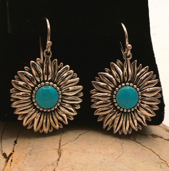 Vintage Estate Round Turquoise Textured Silver Flo