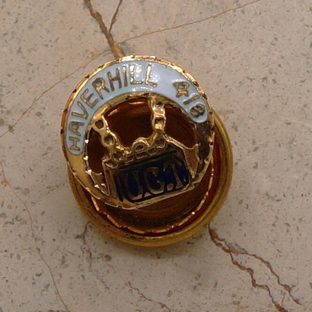 Maco Pin Case Vintage Haverhill UTC Gold Filled Maco Lapel Pin United Commercial ...