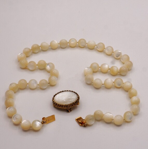 Vintage Mother of Pearl Bead Necklace Removable O… - image 6