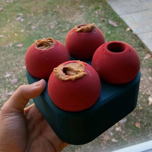 Dog Treat Freezer Tray: Toy Filling & Freezing Holder image 2